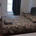Beautiful 5 Persons Apartment Paris Montparnasse